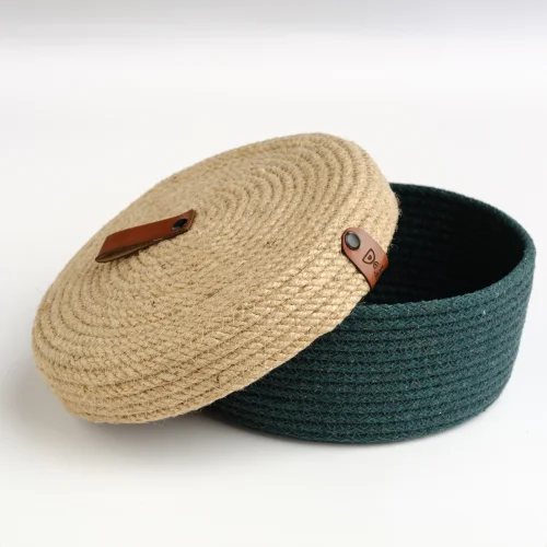 Joyso - Multi-purpose Cotton Rope Basket With Jute Lid