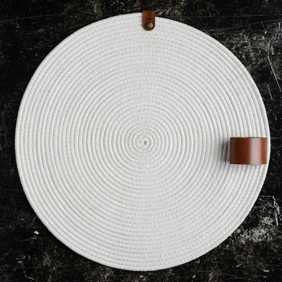 Joyso - Cotton Rope Handmade Set Of 2 Placemats - Il