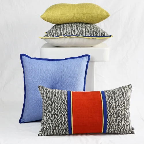 Boom Bastık - Herringbone Patterned Decorative Pillow