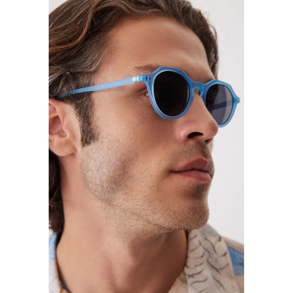 Design Market - Cape Town Unisex Sunglasses