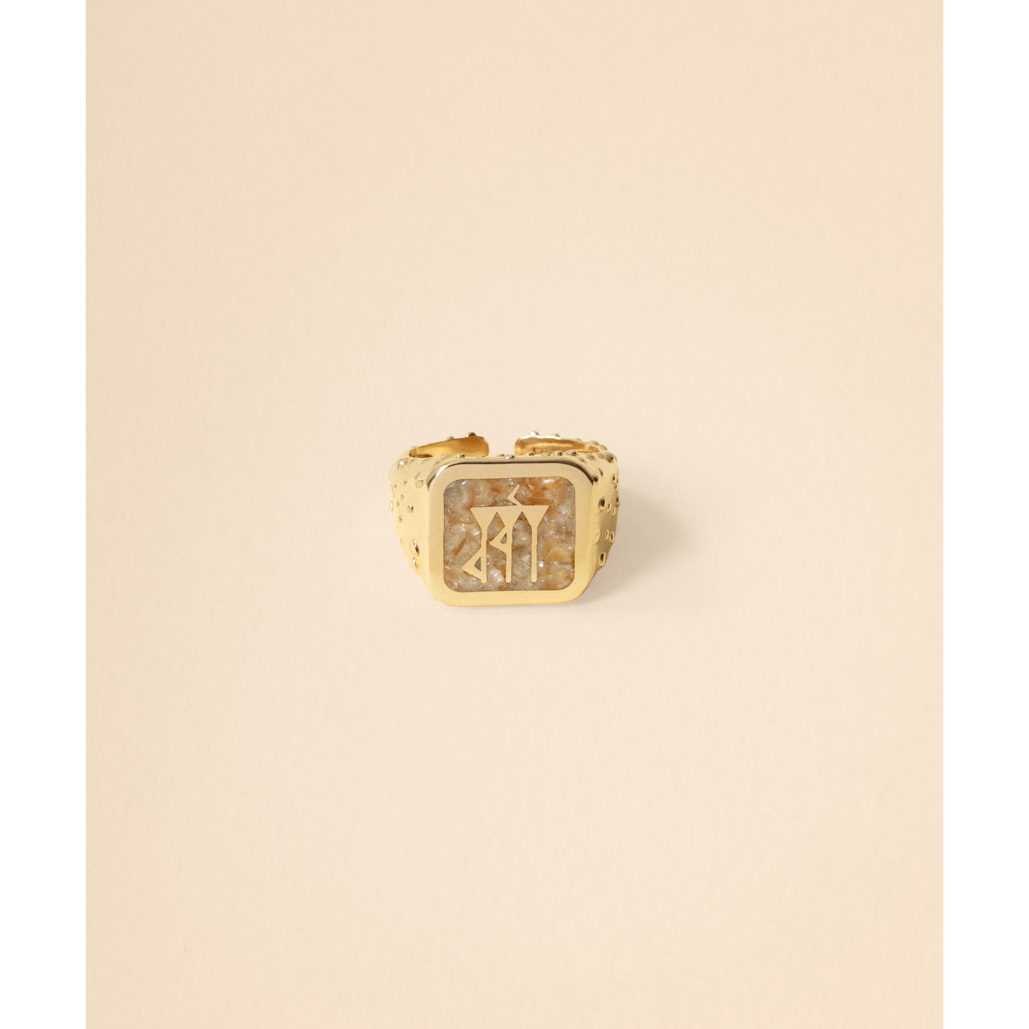 Sumerian Mosaic Pearl Love Ring Gold