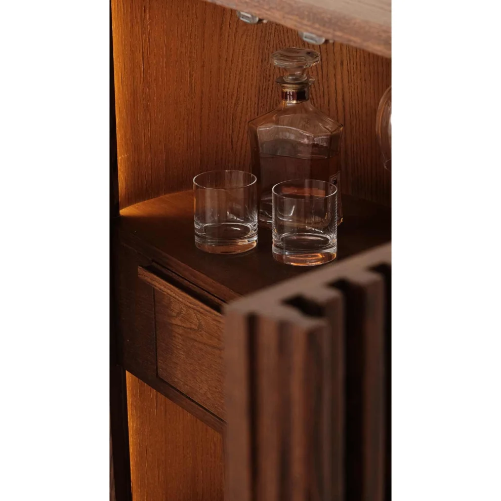ANANAS - Docia Oak Bar Cabinet