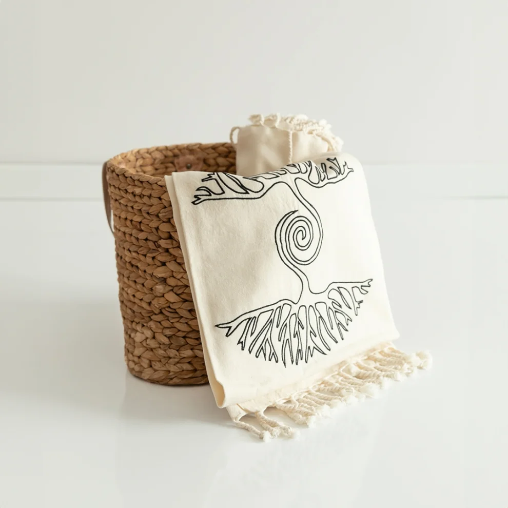 Lofuta - In The Middle As Above So Below Symbol Embroidered Turkish Towel