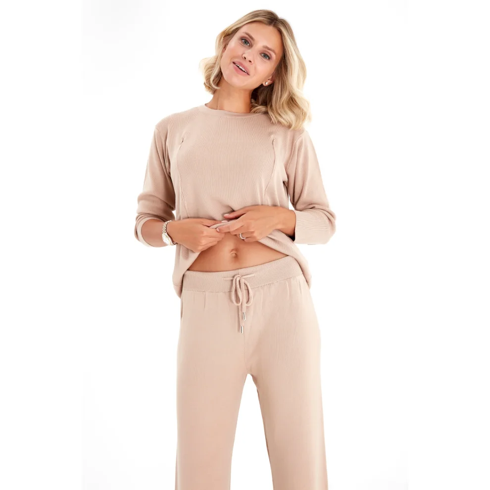 Accouchee - Effortless Elegance Set With Rib Side Zip Maternity/nursing Top & Lounge Pants