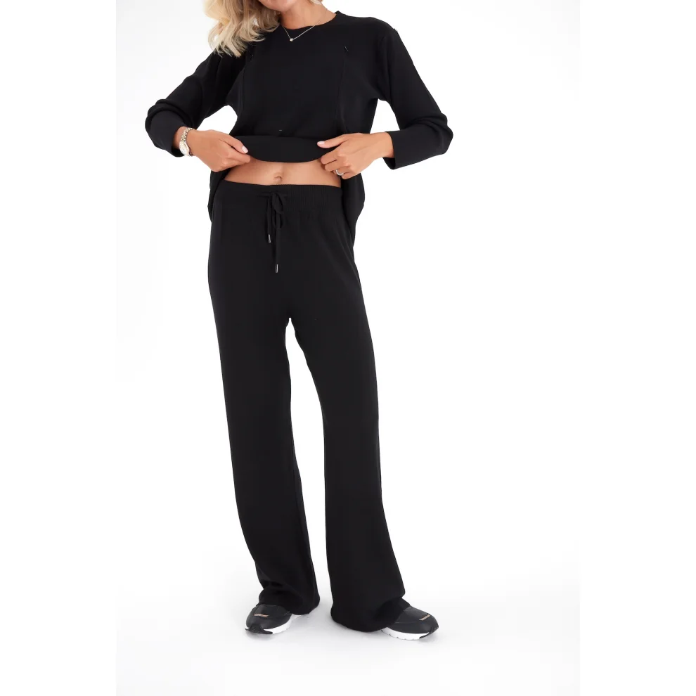 Accouchee - Effortless Elegance Set With Rib Side Zip Maternity/nursing Top & Lounge Pants