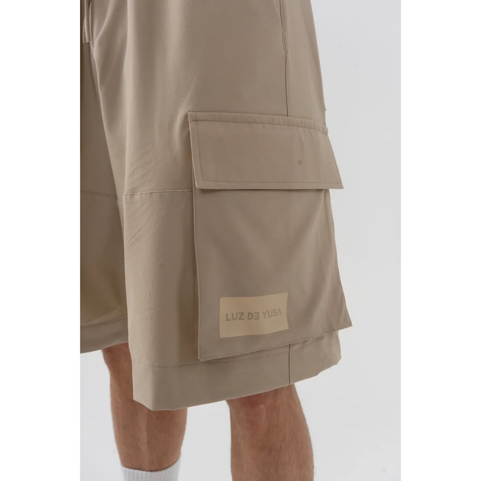 Luz de Yusa - Cargo Shorts