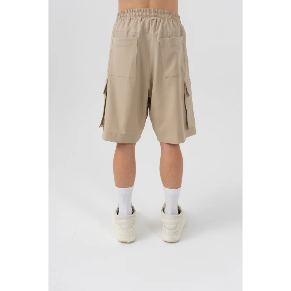 Luz de Yusa - Cargo Shorts