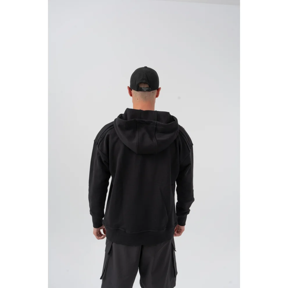 Luz de Yusa - Hoodie With Shoulder Detail