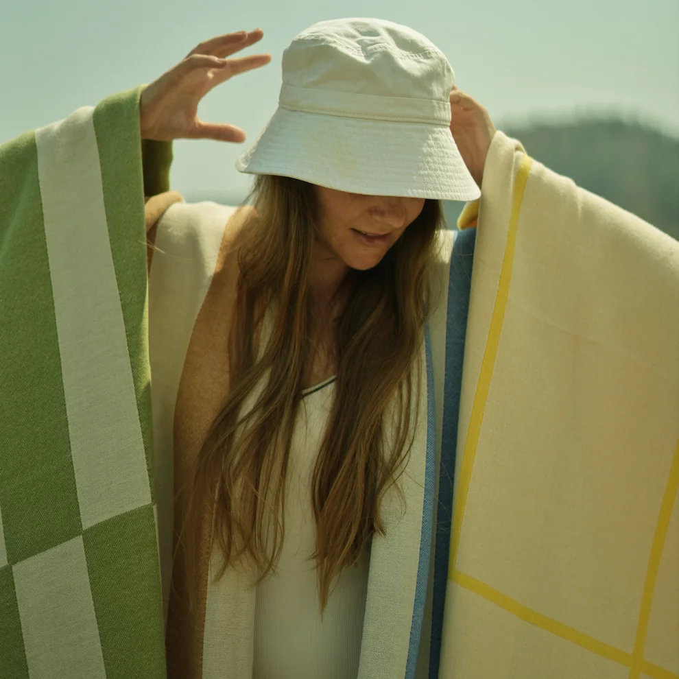 Slouv - Bondi Organic Beach Towel