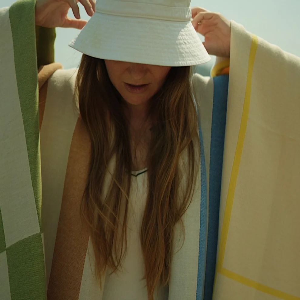 Slouv - Malibu Organic Beach Towel