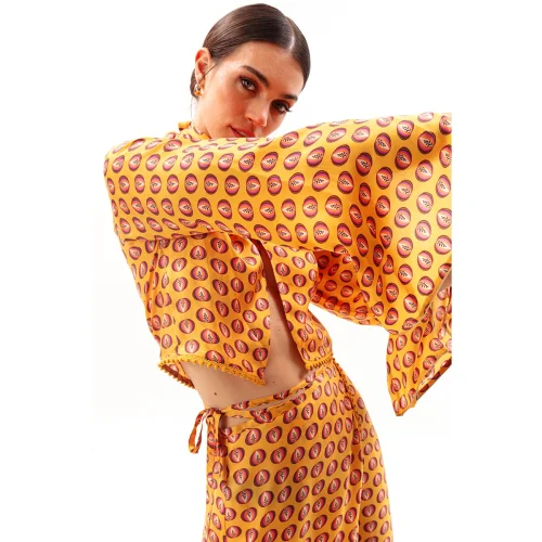 Movom	 - Zing Cross Neck Robe