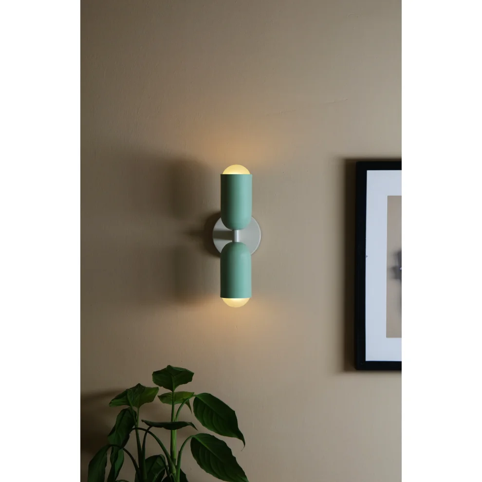 Heirloom - Link Wall Sconce