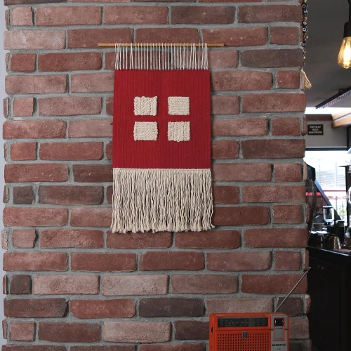 No8 Atölye - Ruby -  Wall Hanging Rug