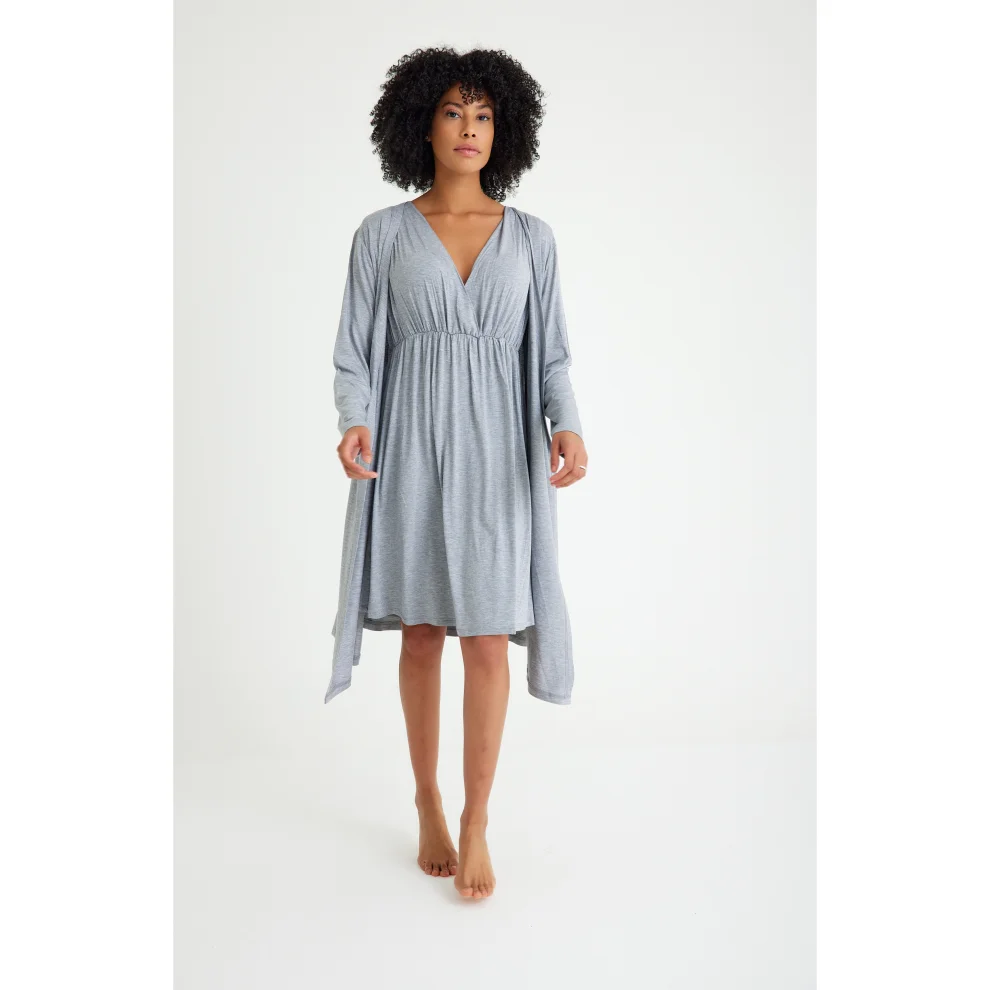 Accouchee - Sleep Well Maternity/nursing Nightgown & Robe Set