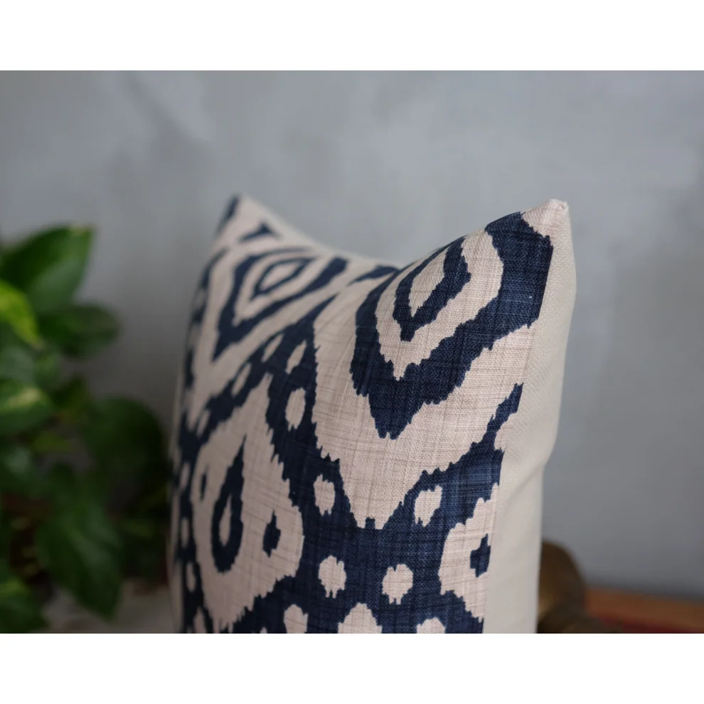 Miliva Home - Orientel Design Throw Pillow