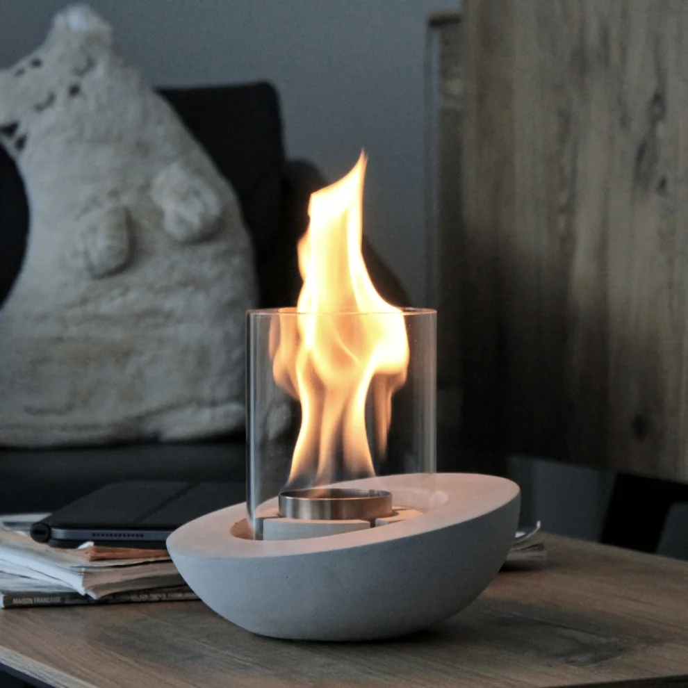 Tabart - Pure-fire V.4 Concrete Tabletop Fireplace + 1 Lt Bioethanol Fireplace Fuel