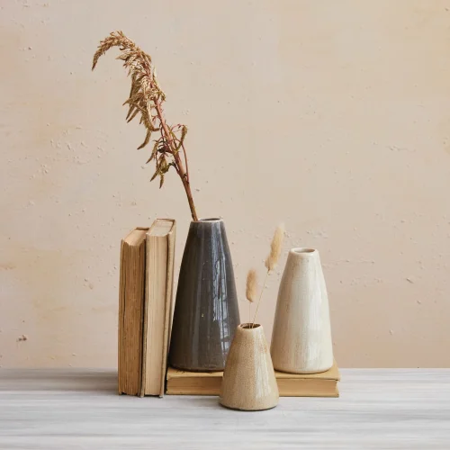 Warm Design	 - Set Of 3 Terracotta Vases