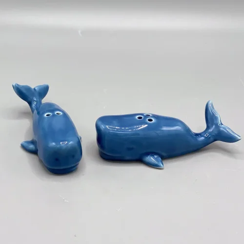 Warm Design	 - Whale Salt And Pepper Shakers