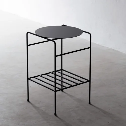 Modabilya - Snake Metal Side Table