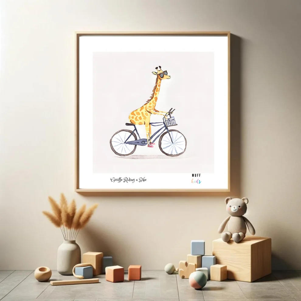 Muff Kids - Free Friends Giraffe Ride A Bike No:2 Art Print Çocuk Odası Posteri