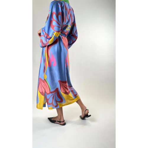 Hangout Design Store - Moondance Satin Long Kimono