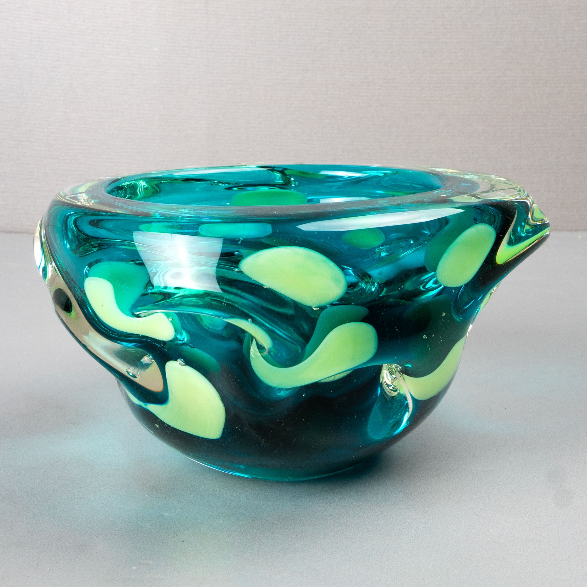 Uranium Glass Dotted Ashtray & Bowl