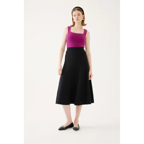 Midi Length Knitwear Skirt