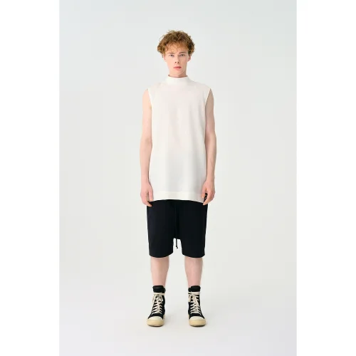 Yakaza Studio - Tank Pipe Unisex T-shirt