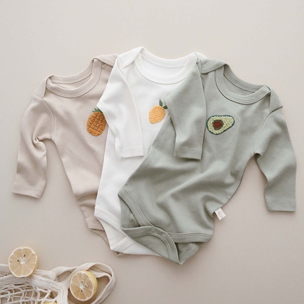 Long-sleeve Bodysuit With Fruit Pattern And Snap Buttons 3-piece