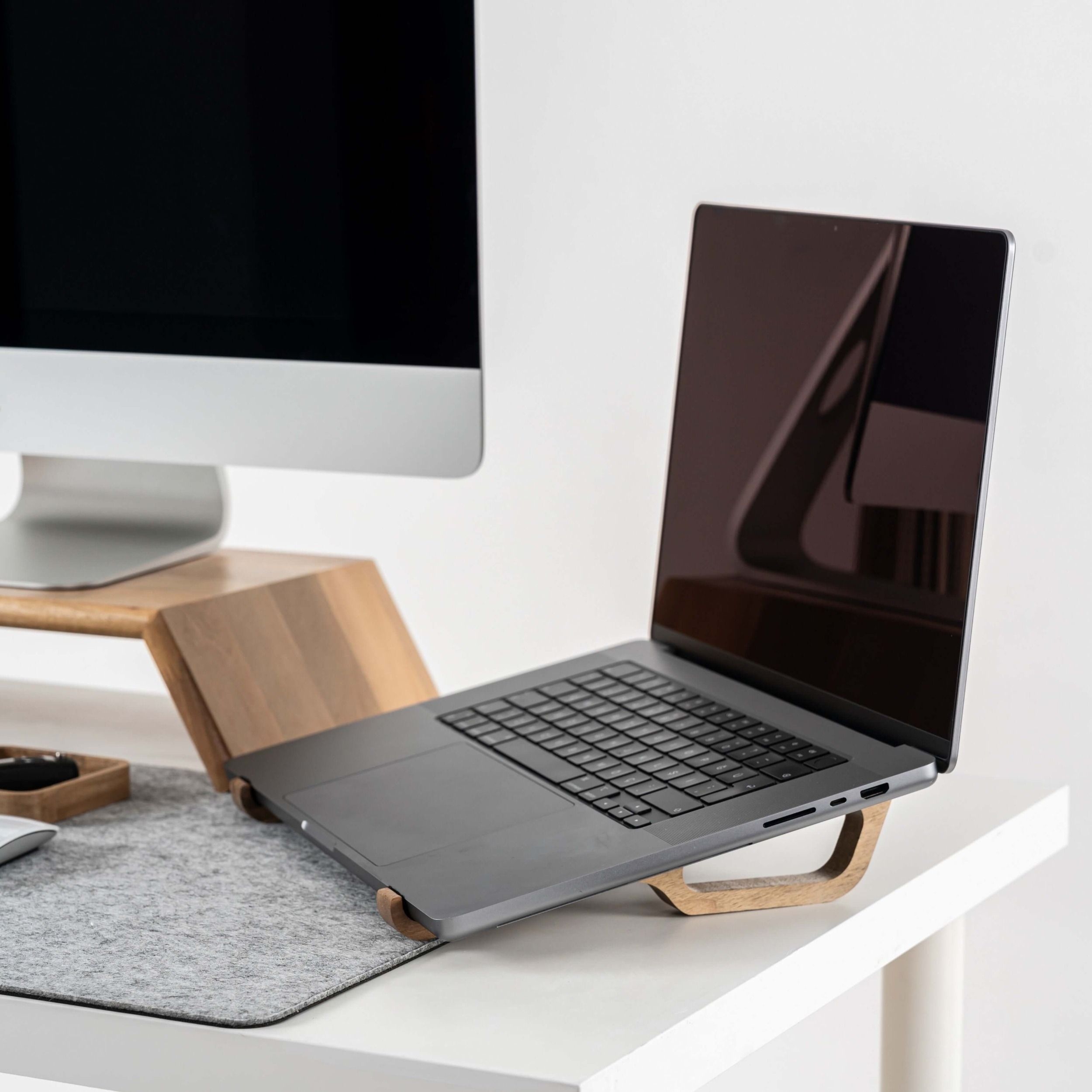 Wooden Laptop Riser & Holder