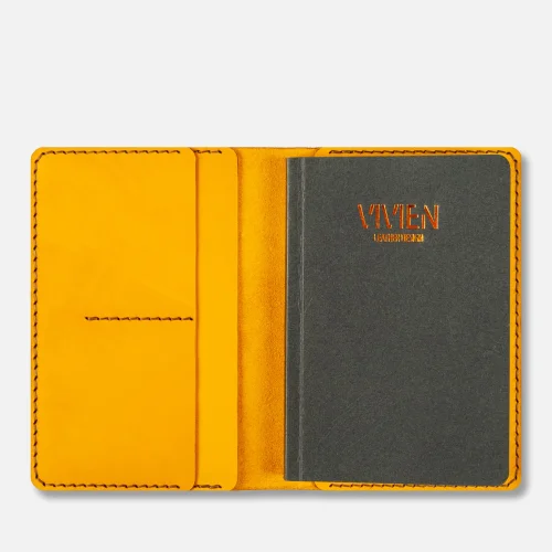 Vivien Leather Design - Galahad A6 Leather Notebook Cover