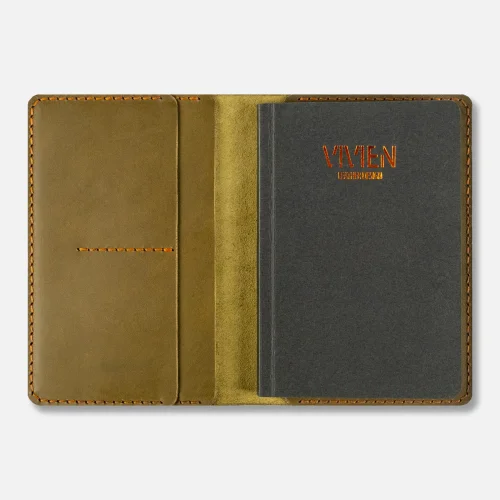 Vivien Leather Design - Galahad A6 Leather Notebook Cover