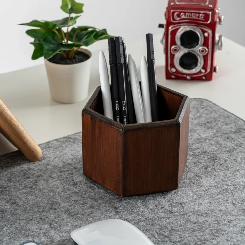 WoodsUpp - Heka Desktop Wooden Pen Holder