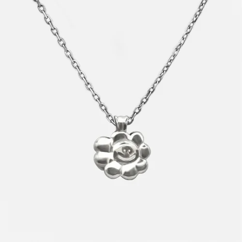 Raftaf - Smiley Flower Silver Necklace