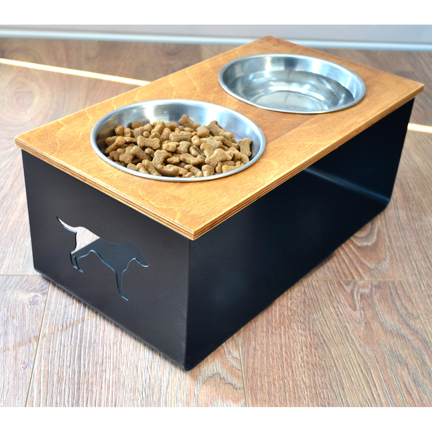 Falvara Large Breed Dog Food Stand