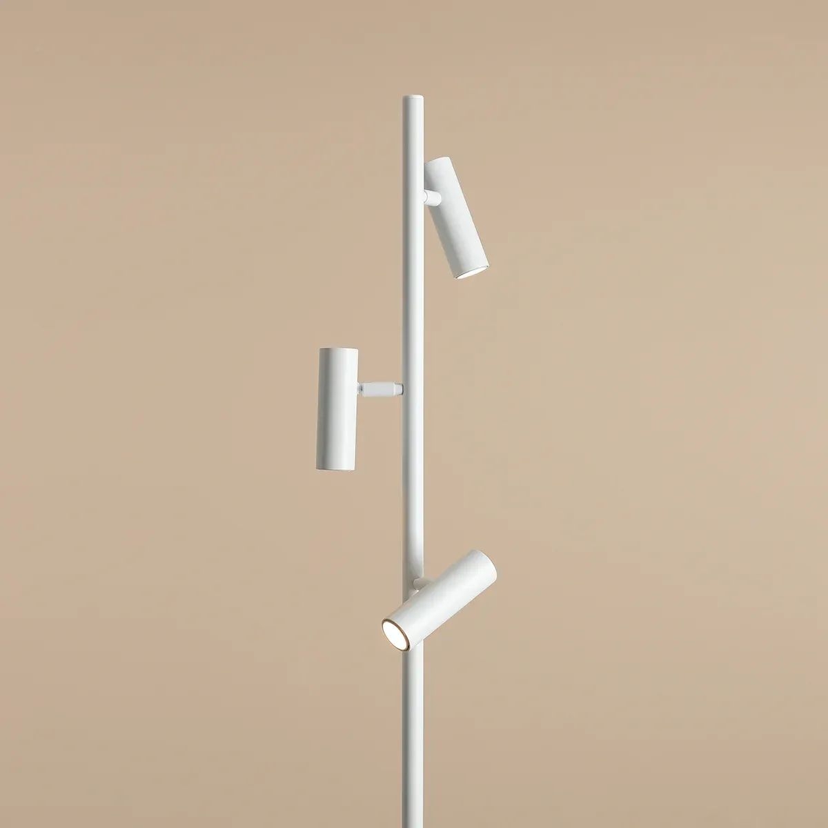 Crest Floor Lamp