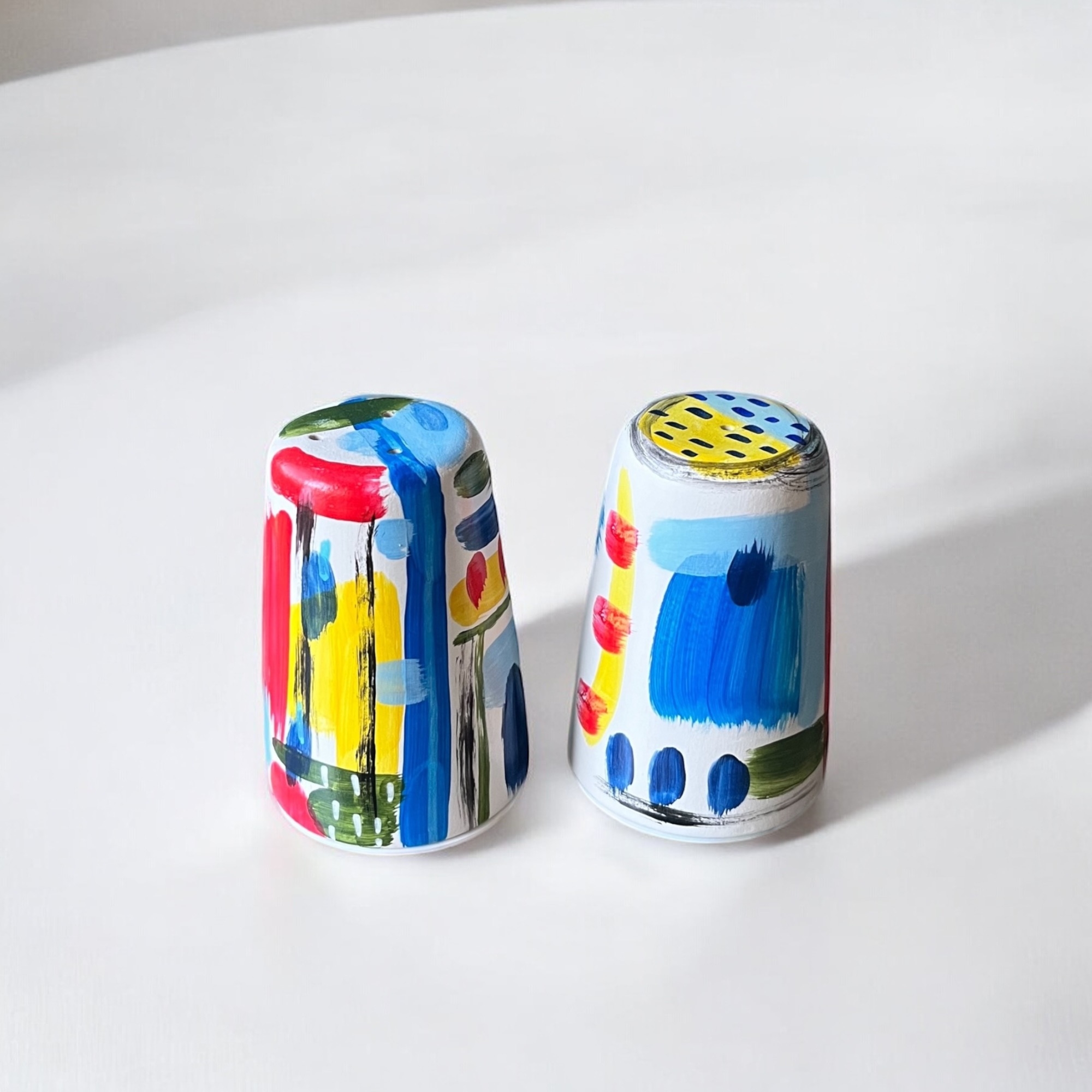 Nouses Salt And Pepper Shaker