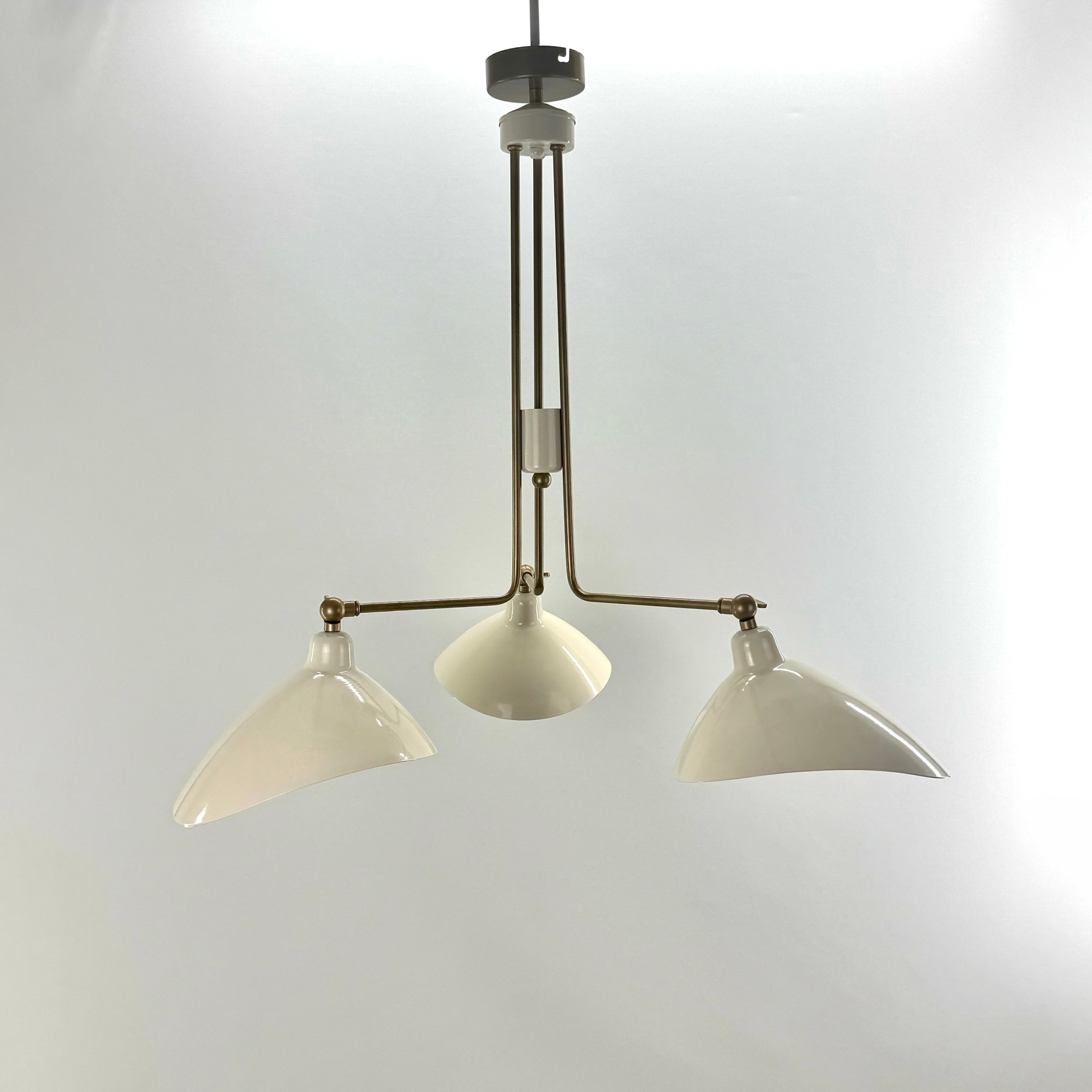 Leo Scandinavian Style 3 Arm Chandelier