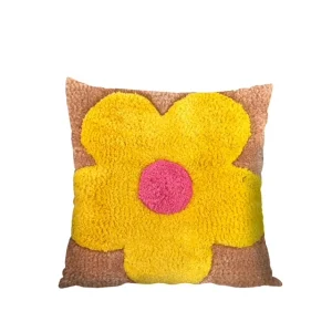 Daisy Throw Pillow