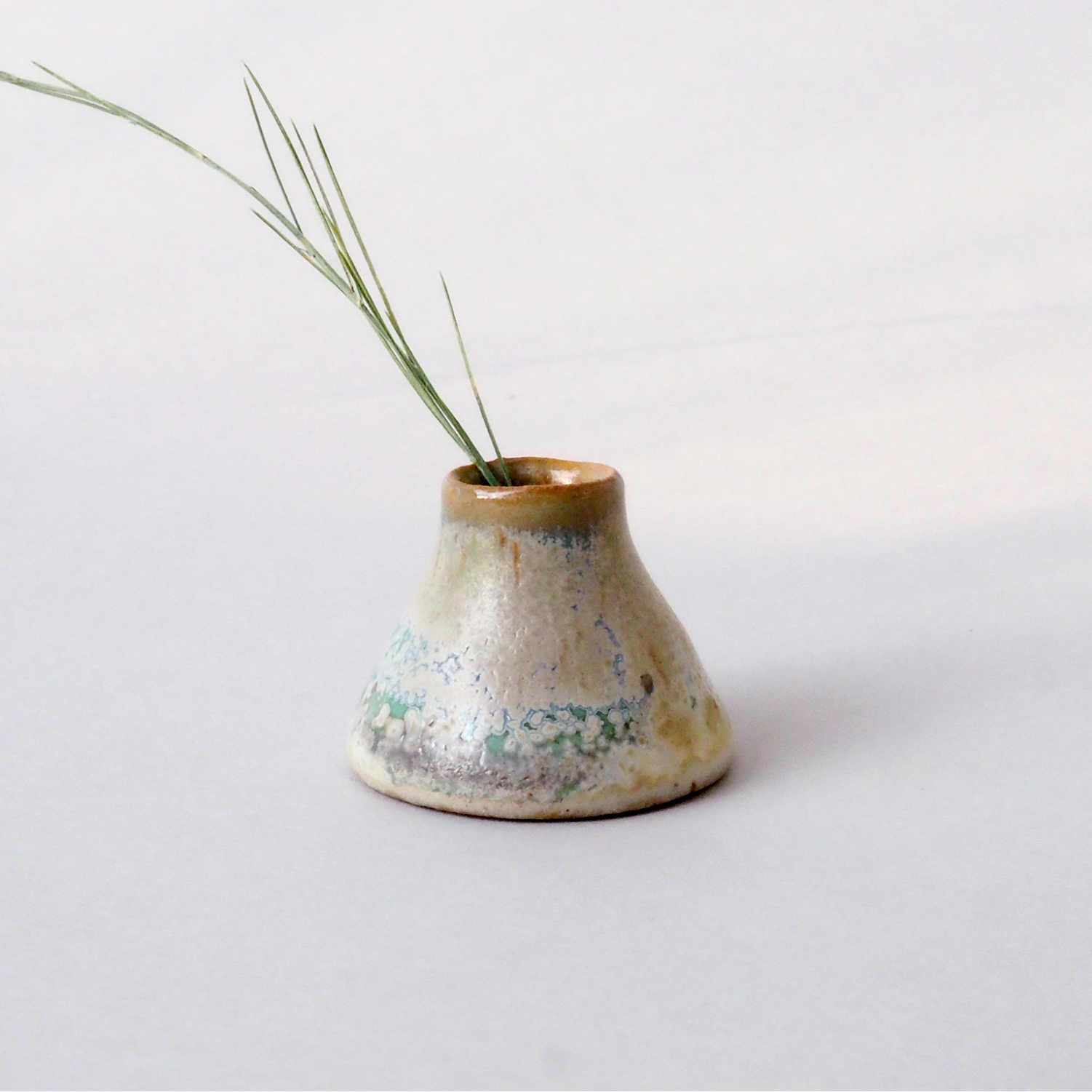 Tiny Bud Vase 03