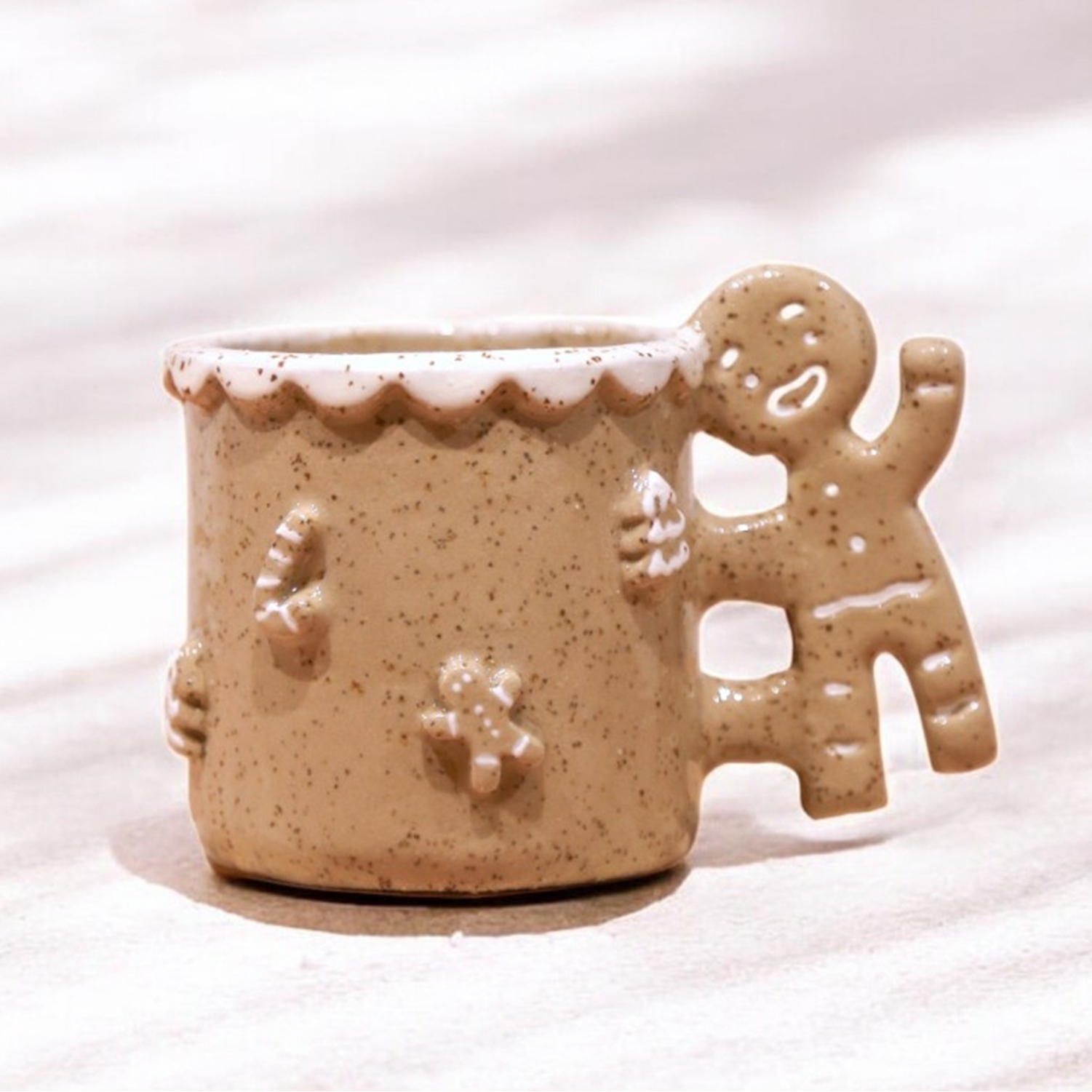 Gingerbread Stoneware Mug 01