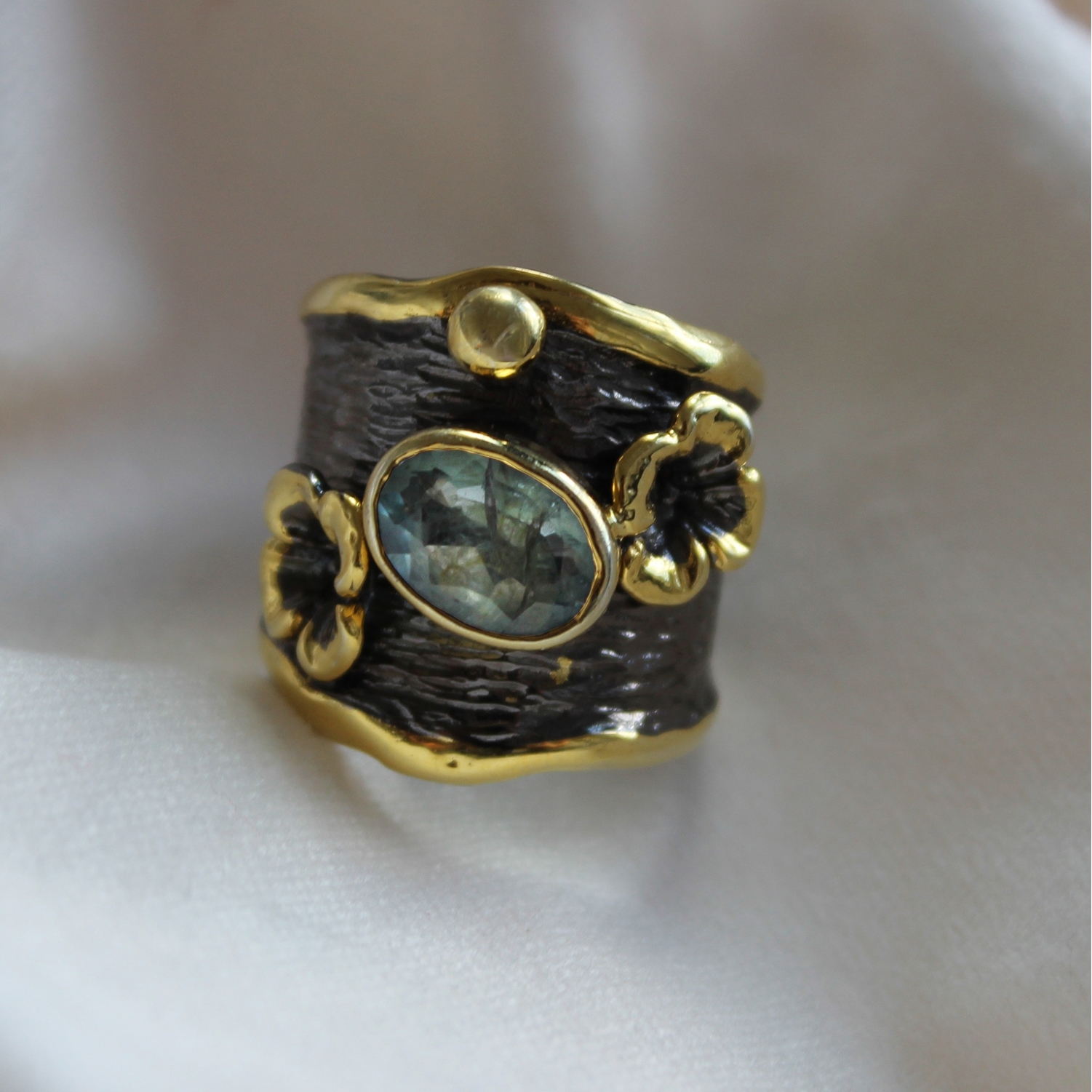 Bloom Ring