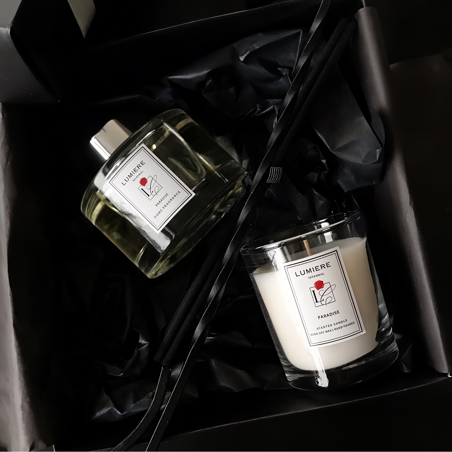 Lumiere Soy Candle 150 Gr & Premium Room Scent With Stick 170 Ml & Candle Extinguisher Set / Paradise