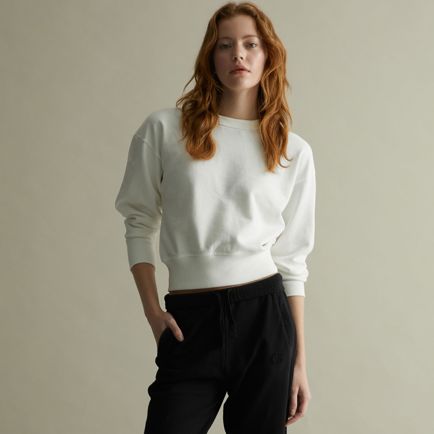 Sweatshirt / Women - Cropped - As Logo Embroidered