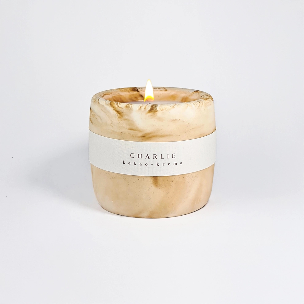 Charlie - Cocoa & Cream Scented Candle