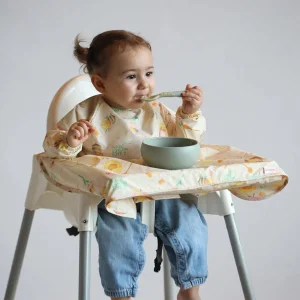 Cute Bees High Chair Apron
