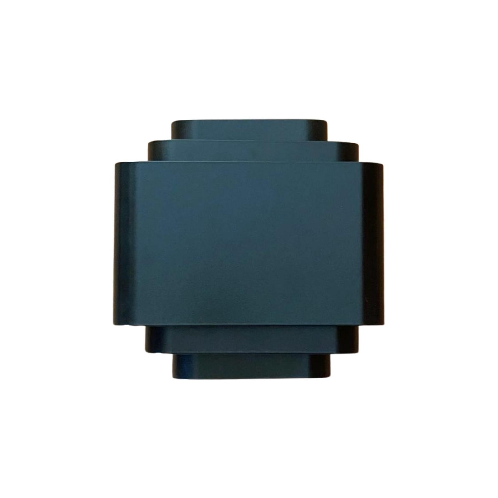Cubo Wall
