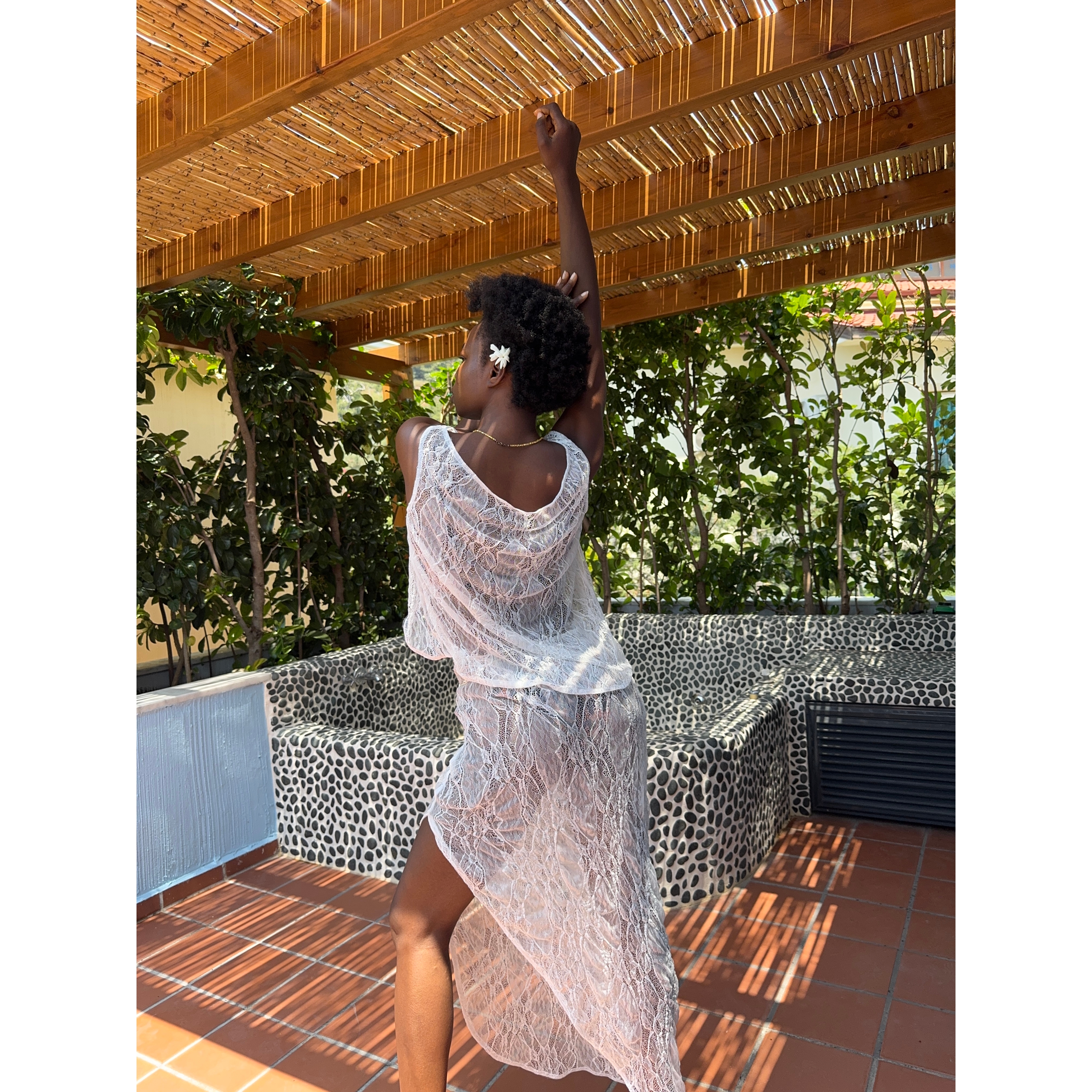 Feeling Clouds White High-waisted Long Transparent Skirt And Top - Beachwear