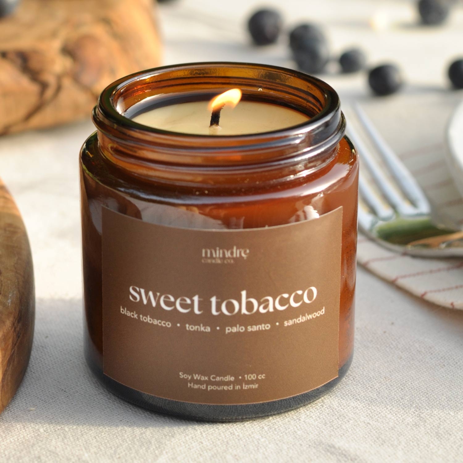 Amber Serisi Sweet Tobacco 100 Ml Kokulu Soya Mumu