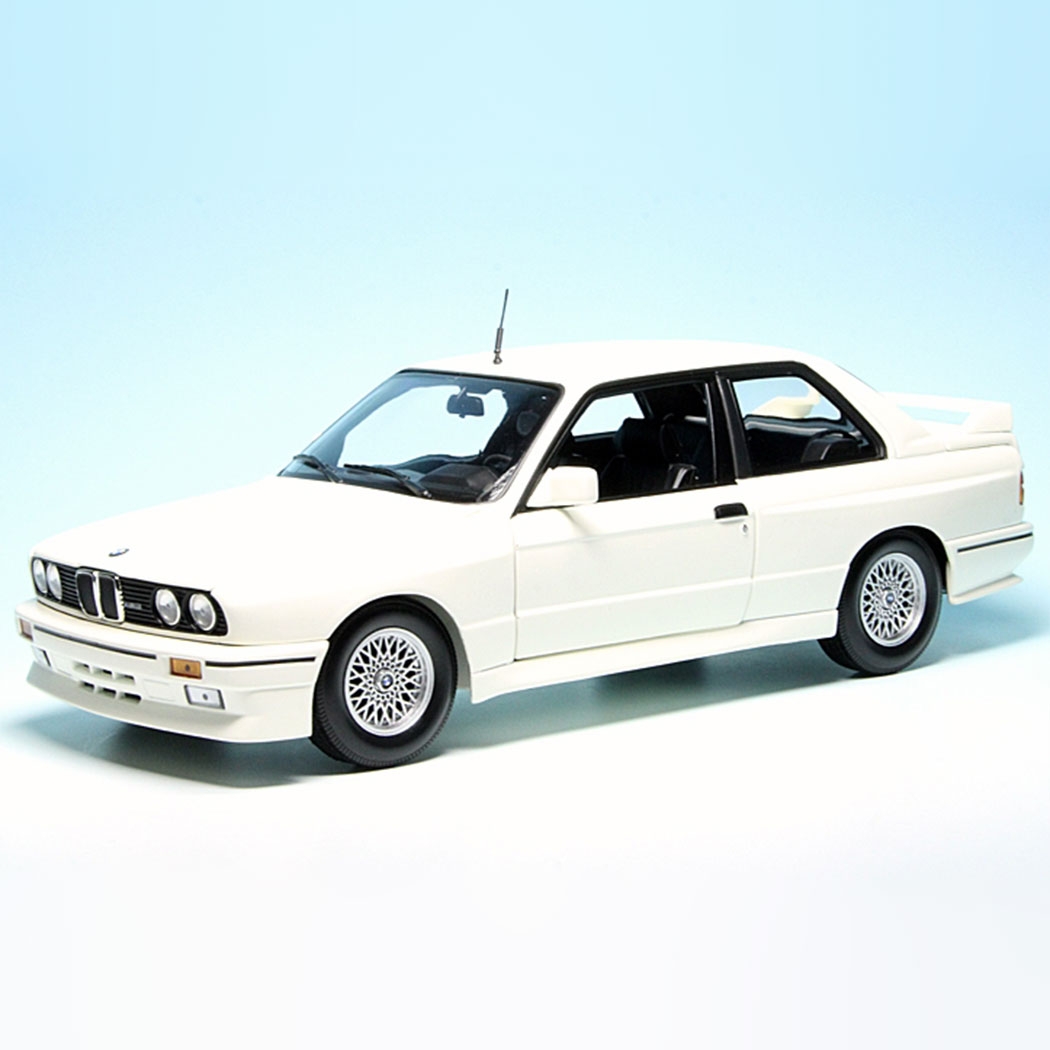 1:18 1987 Bmw 3 Serisi M3 E30 Oyuncak Araba